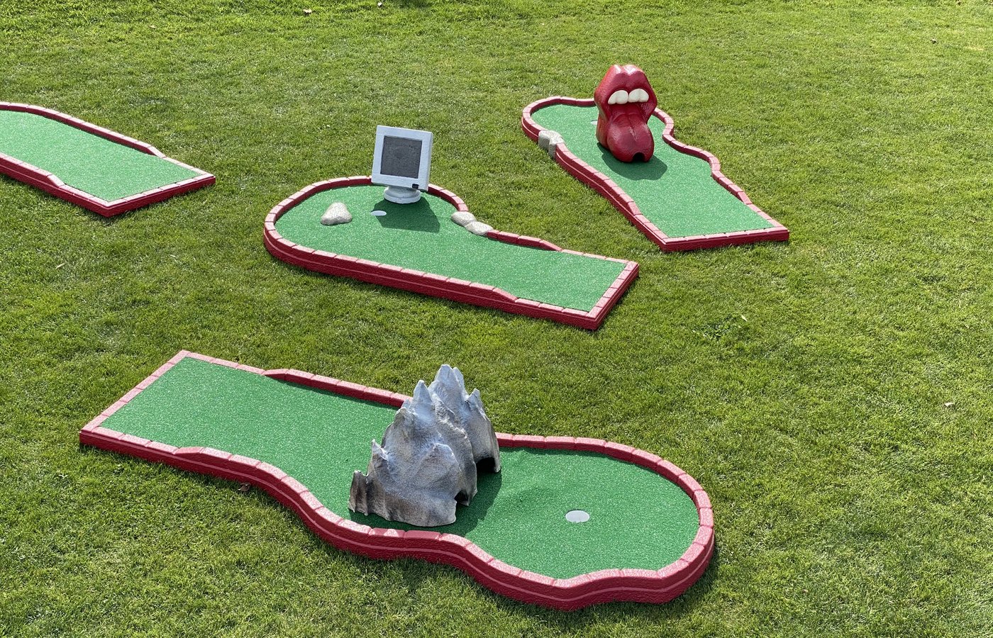 Miniature Golf Rental