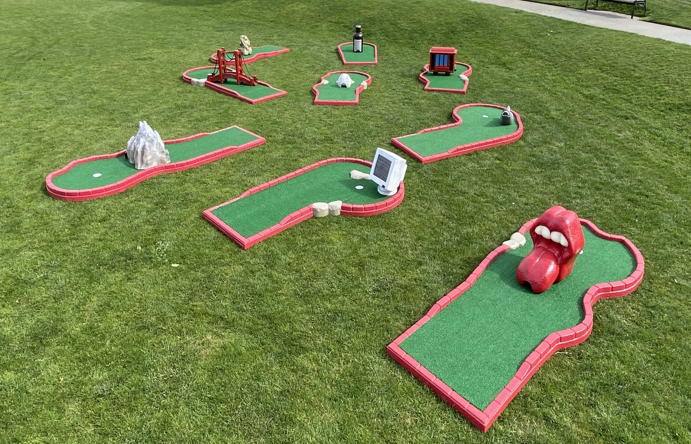 Mini Golf Rental California