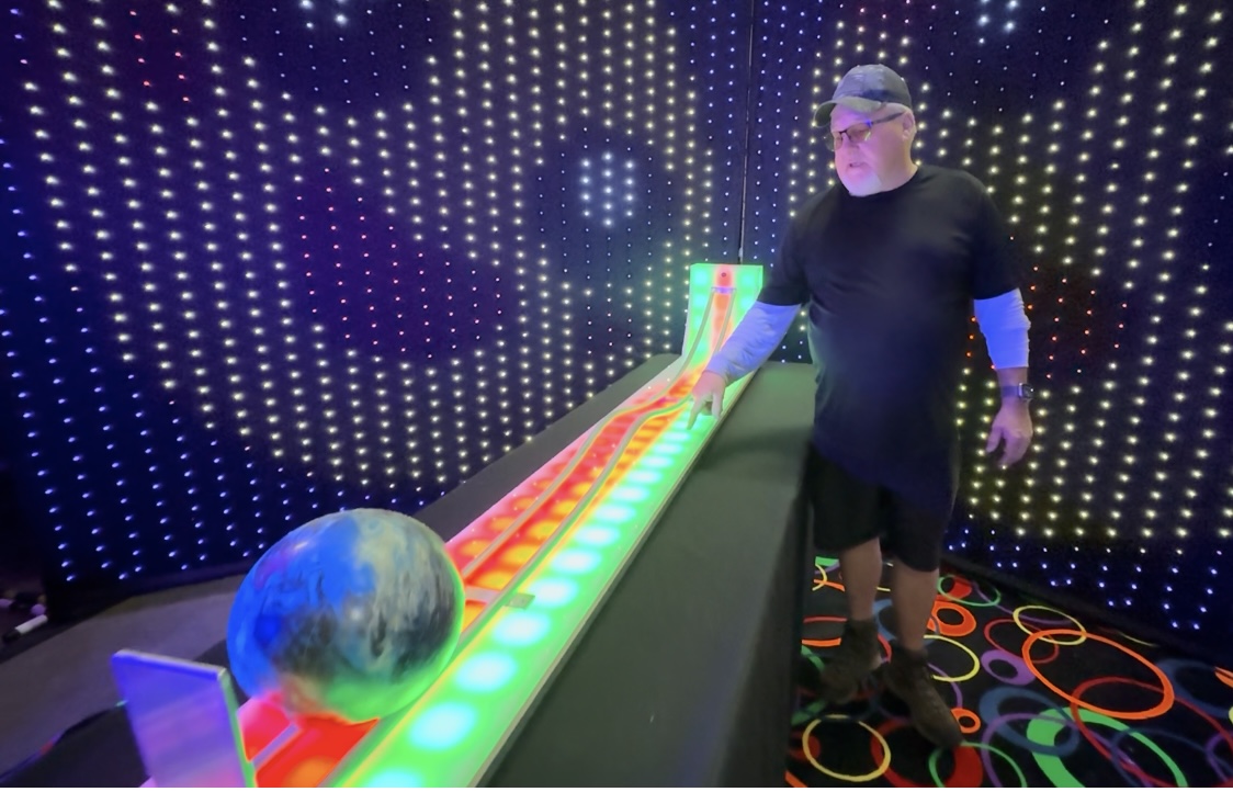 LED Glow Bowling Ball Game